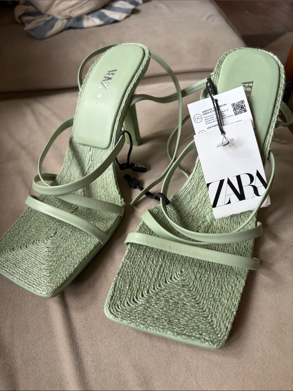 NWT zara pistachio woven heels size 9